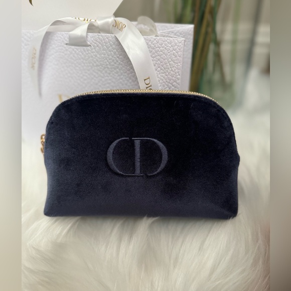 Dior Velvet Makeup Pouch - Picture 1 of 7